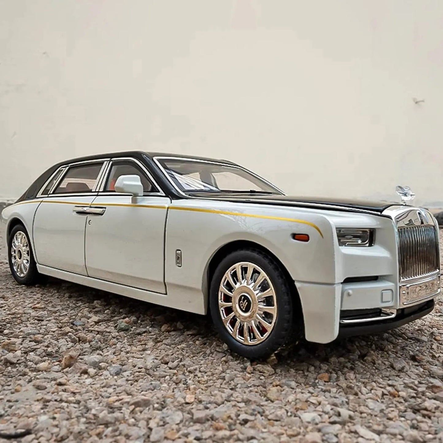 1:18 Rolls Royce Phantom Alloy Model Car