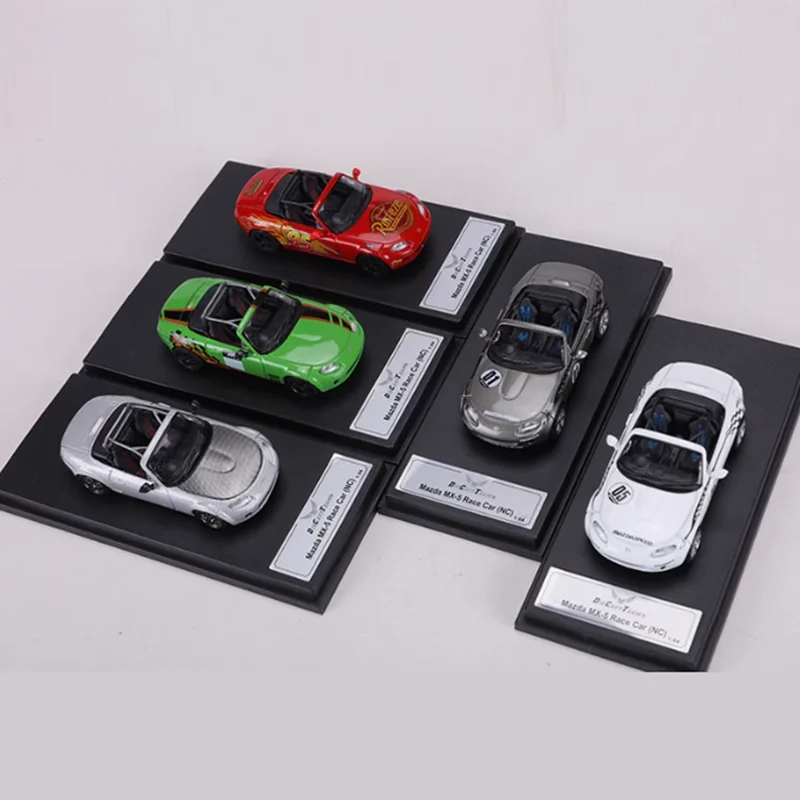 1:64 Scale MX-5 Racing Car