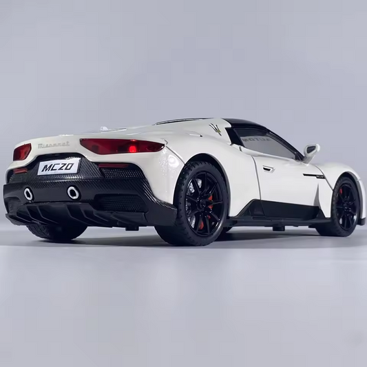 1:24 Maserati MC20 Convertible Sports Car