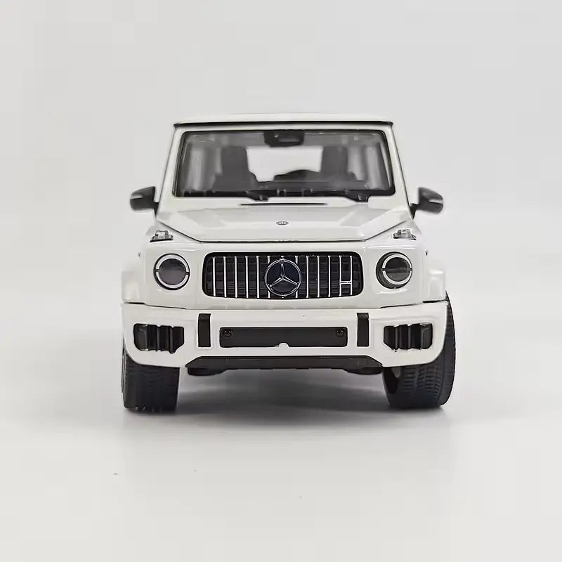 1:24 Scale Mercedes AMG G63 Diecast Model Car