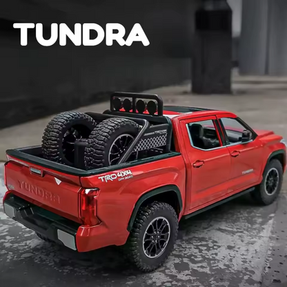 Tundra 1:24 Diecast Model Truck