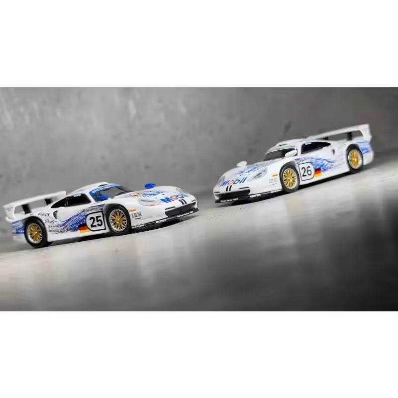 1:64 Scale 1997 911 GT1 EVO