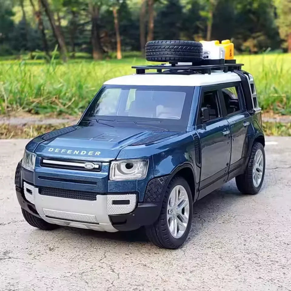 1:24 Scale Land Rover Defender Diecast Model