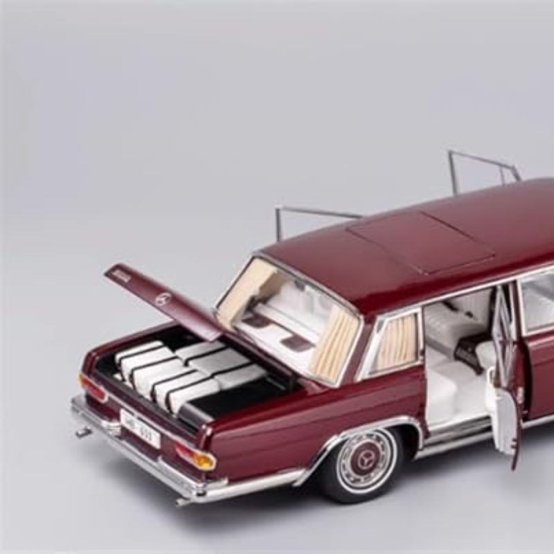1:18 Mercedes Benz pullman W100 Diecast Model