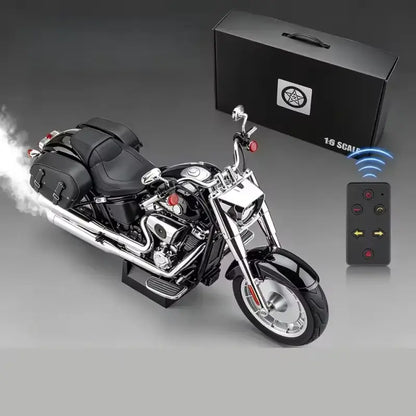 1:6 Retro American Cruiser RC Motorcycle - Real Spray & Sound Edition